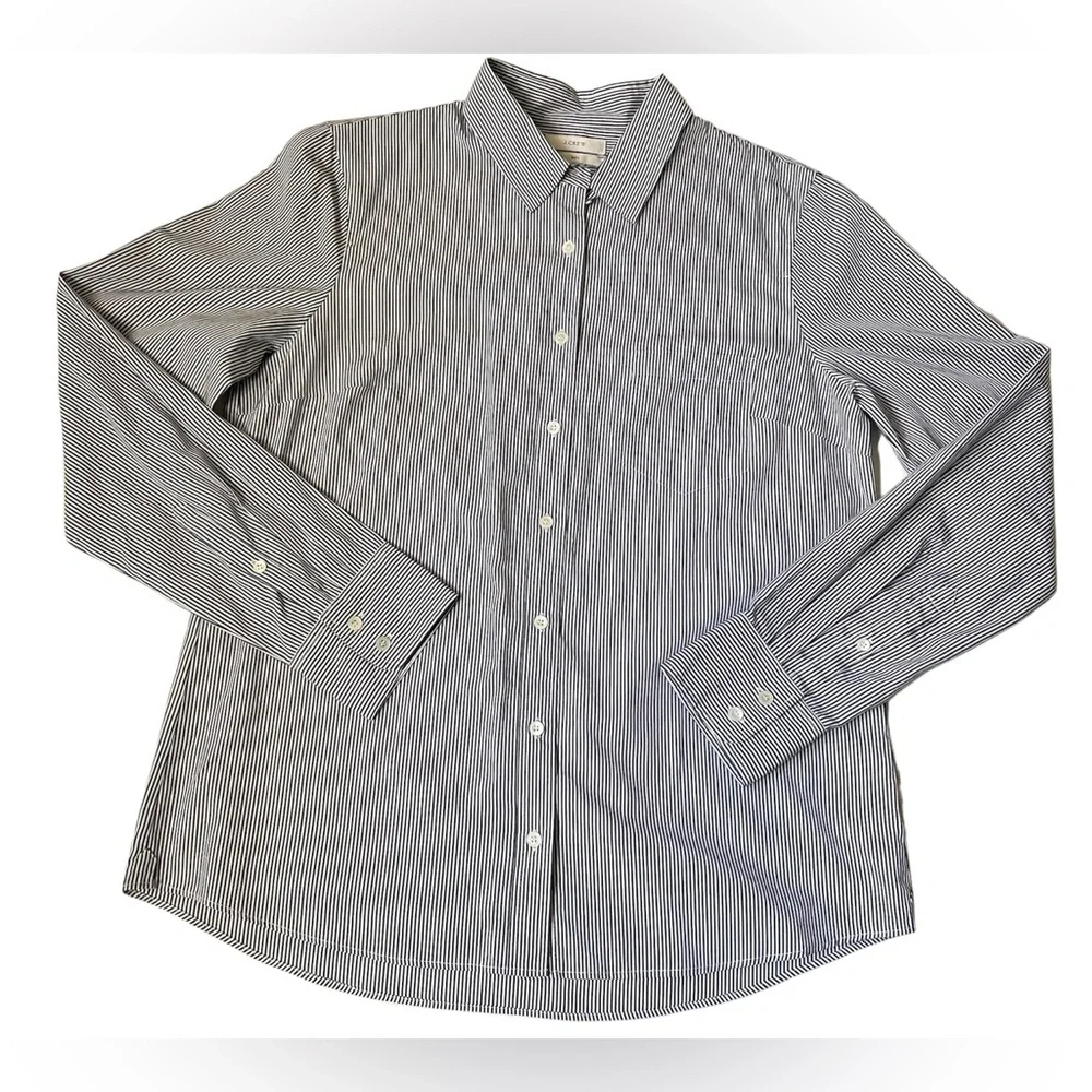 J.Crew women gray striped long sleeve button down shirt
